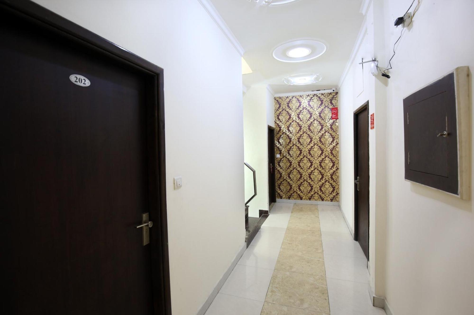 Hotel O Rich Inn Amritsar Esterno foto